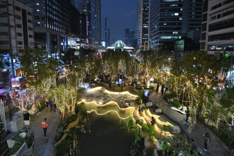 The Khlong Chong Nonsi Public Park